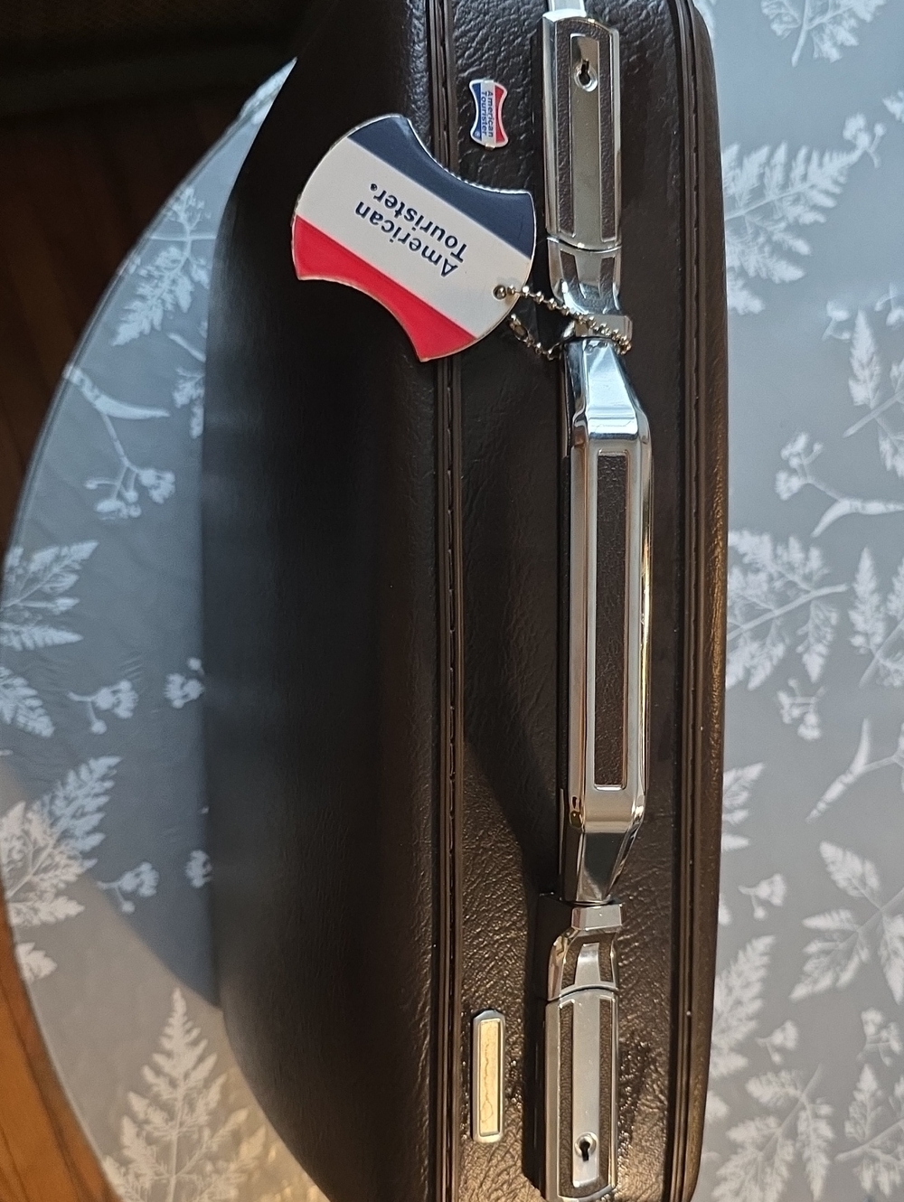 American Tourister Briefcase Carryon Luggage